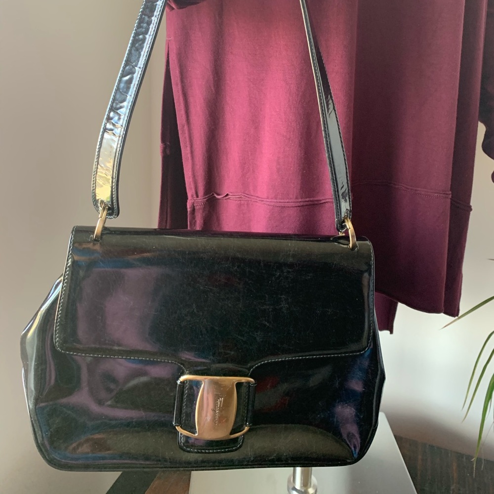 💯Authentic Salvatore Ferragamo